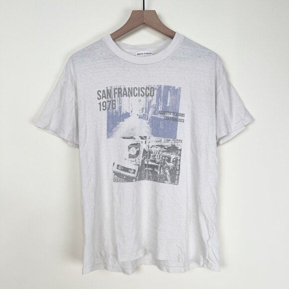 Aritzia White Graphic Tee - Picture 9 of 9